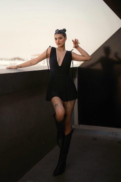 Bayan Modeller MASSEUSE NUR