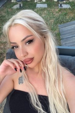 Bayan Modeller Masseuse Efsun