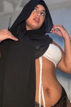 Bayan Modeller Masseuse ECE